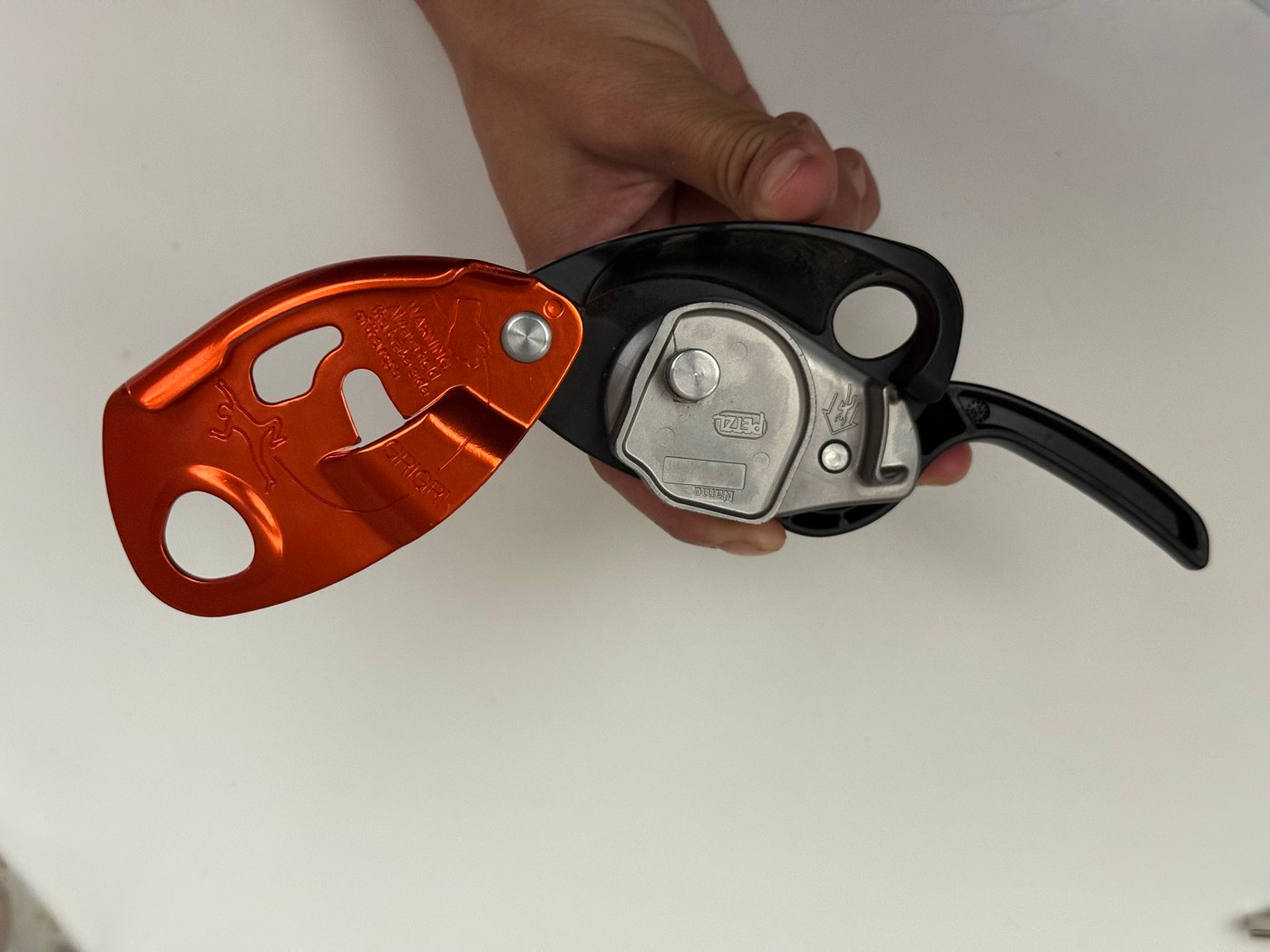 Grigri reference 3: open sideplate and handle, front view